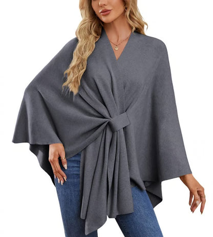 Suéter tipo poncho con frente abierto suave y elegante