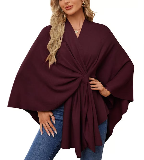 Suéter tipo poncho con frente abierto suave y elegante