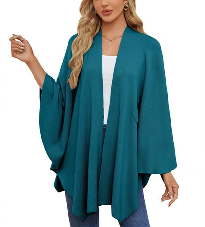 Suéter tipo poncho con frente abierto suave y elegante