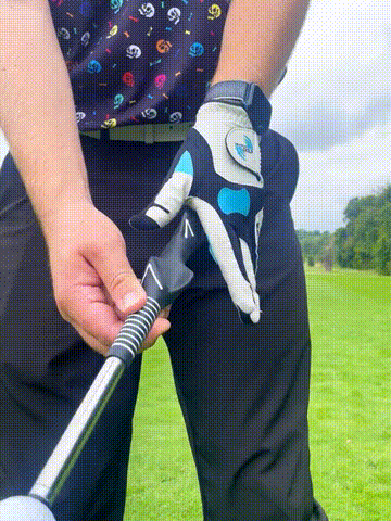 Ayuda retráctil para el entrenamiento del swing de golf